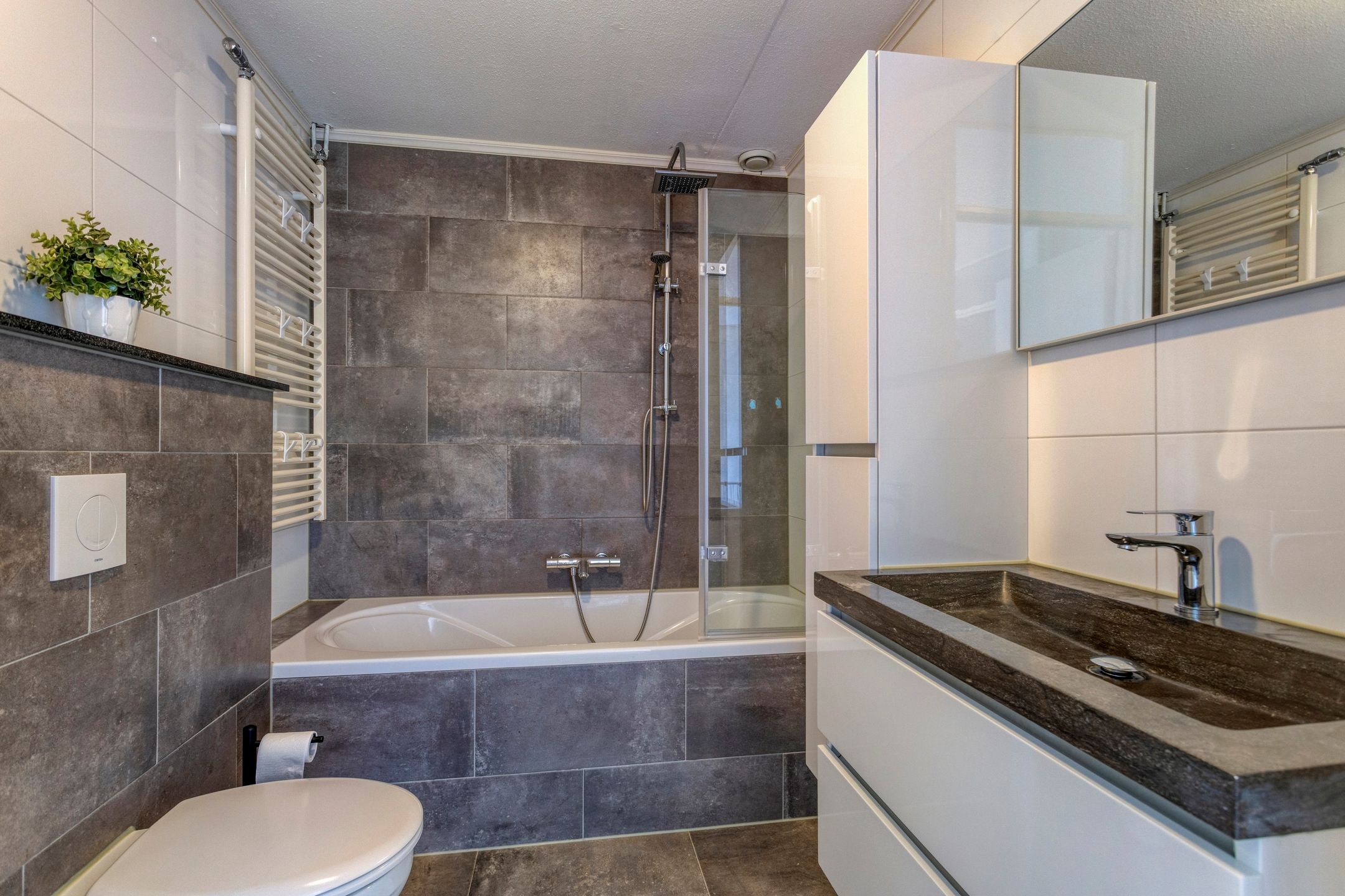 Photo 12 of Wibrandastate 33