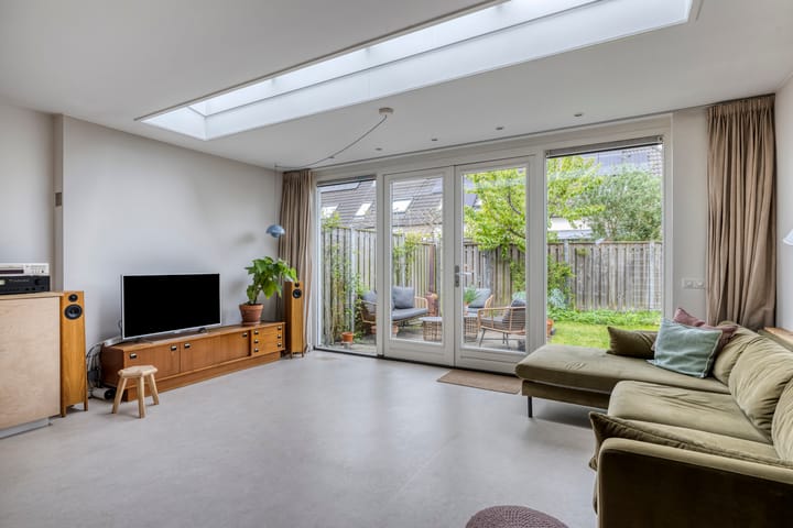 Foto 2 van Graaf Adolflaan 1