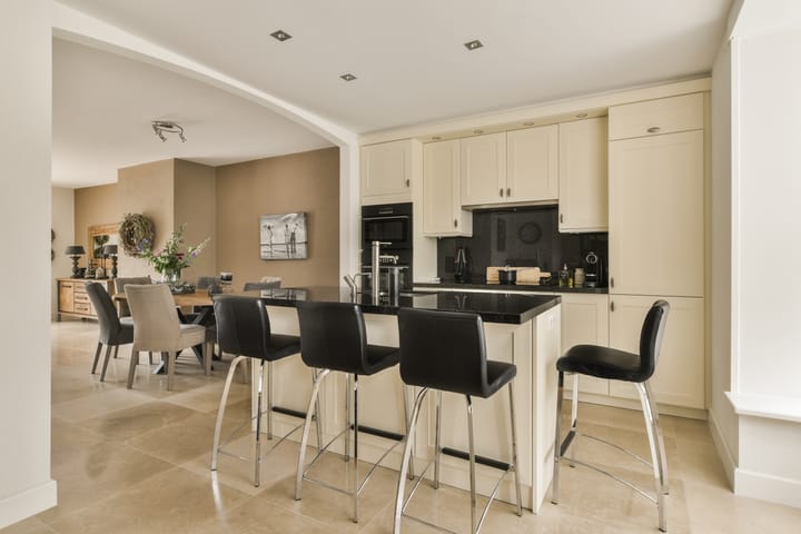 Foto 9 van Postkoets 1