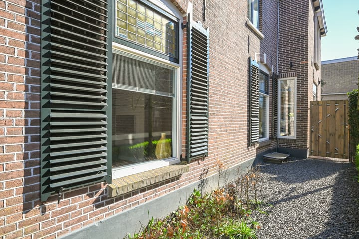 Foto 47 van Burgemeester van Oordtstraat 7