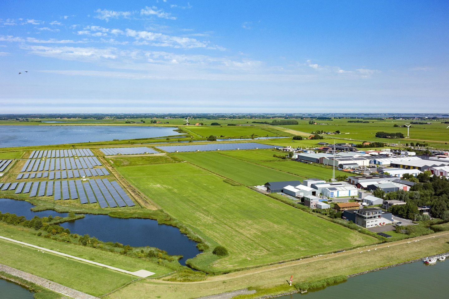 Bekijk foto 1 van Lemsterhoek