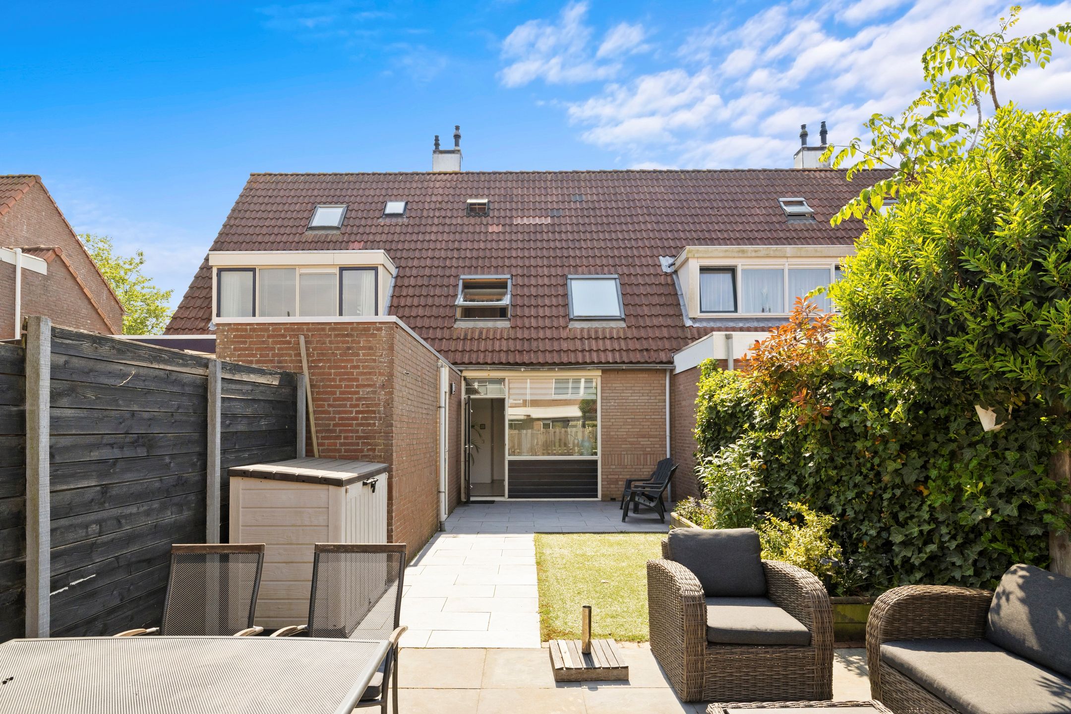 Foto 9 van Wierbalg 1988