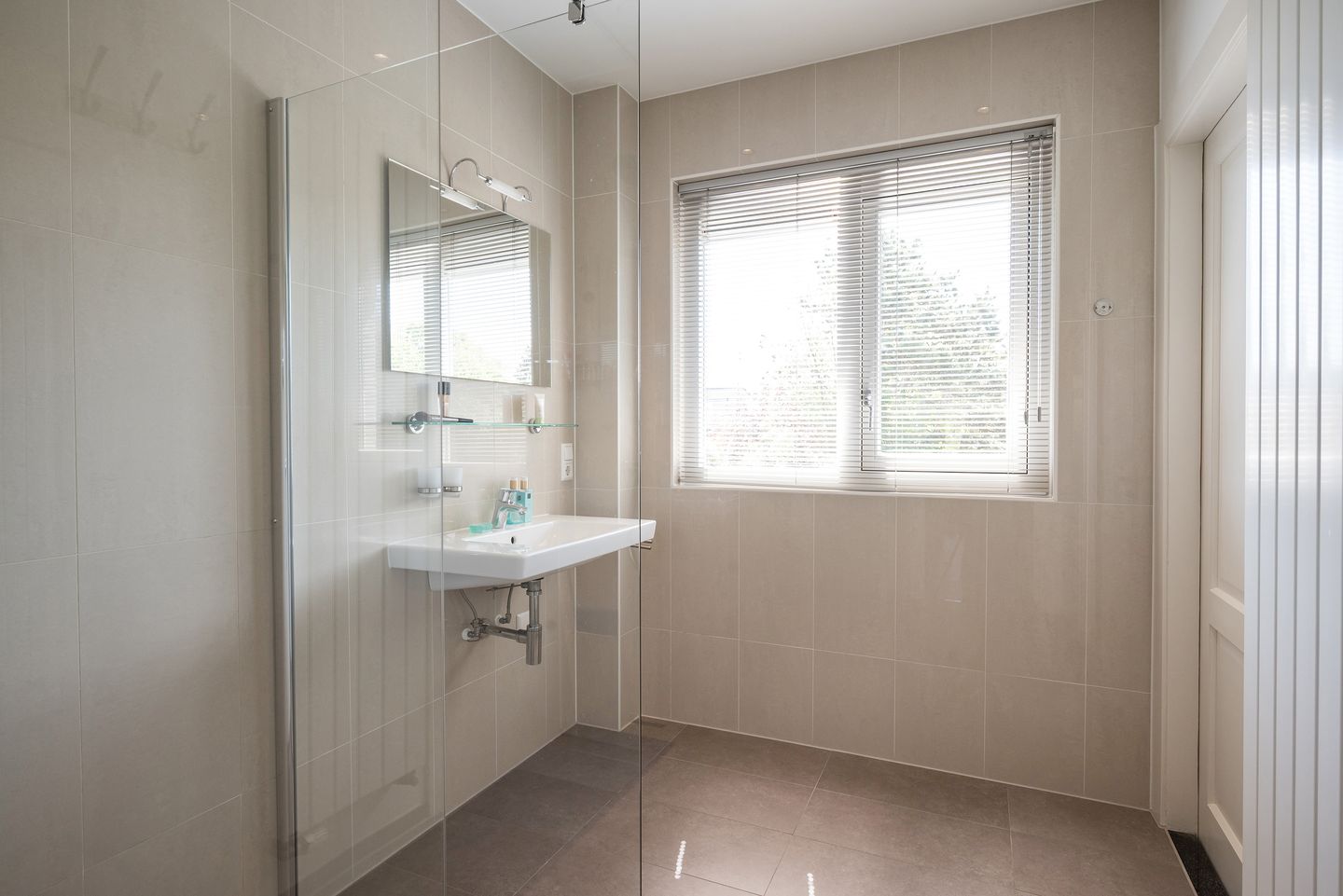 Foto 40 van Distellaan 6