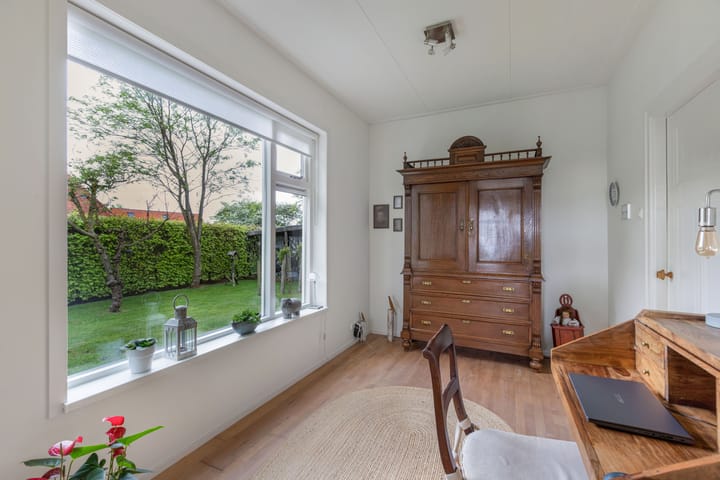 Foto 13 van Hoofdweg 245