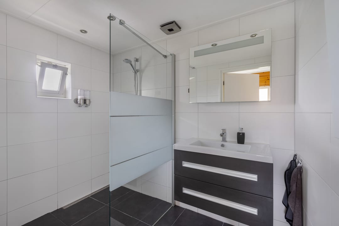 Foto 23 van Hoofdweg 245