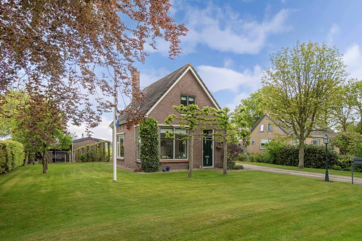 Foto 43 van Hoofdweg 245