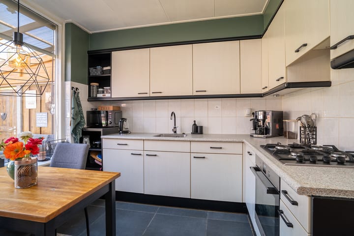 Foto 11 van Sabangstraat 15