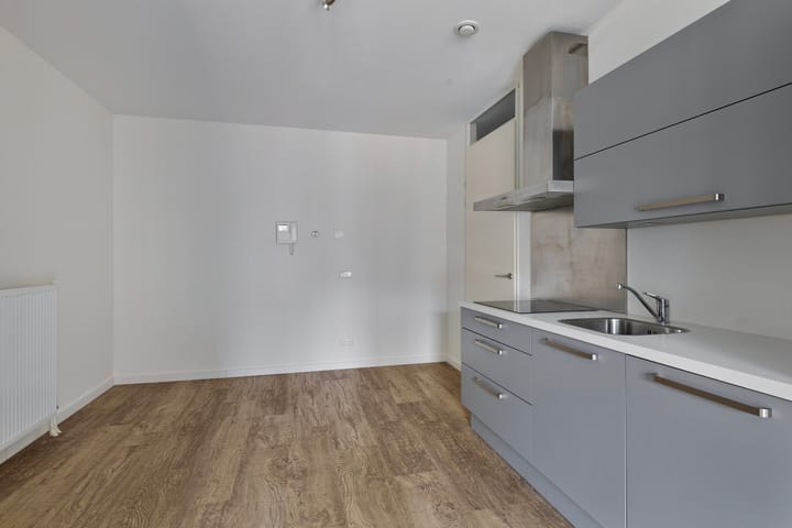 Foto 10 van Johan van der Keukenstraat 79-D