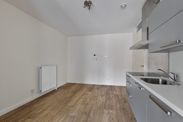 Foto 12 van Johan van der Keukenstraat 79-D