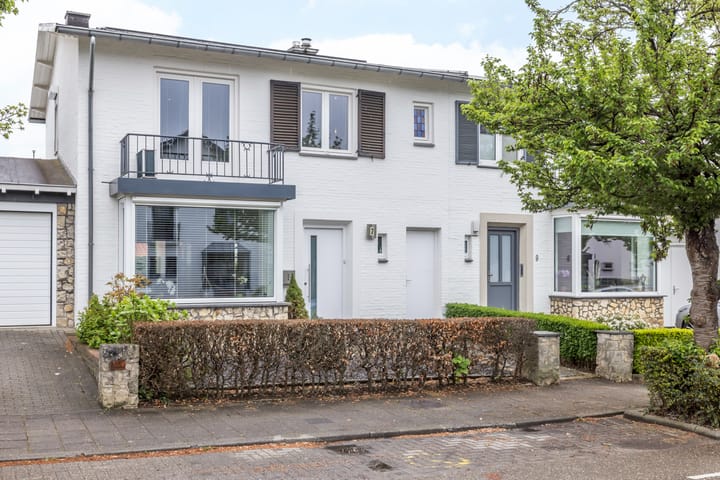 Foto 1 van Koningin Julianalaan 7