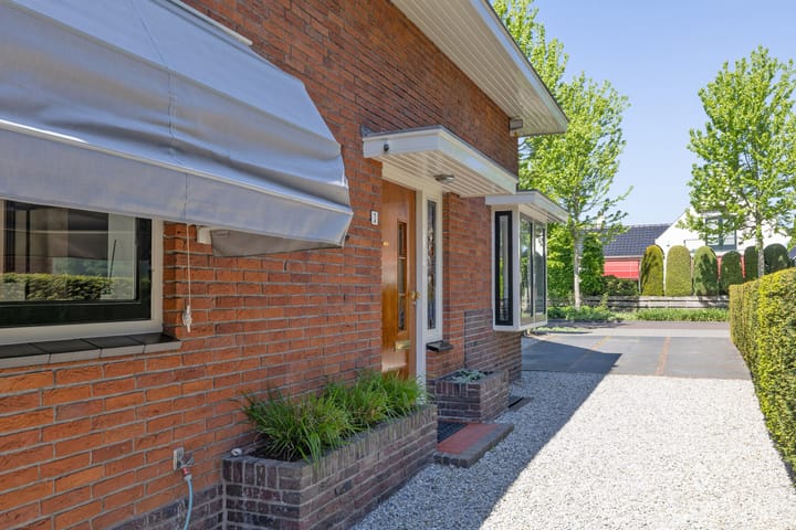 Foto 8 van C.J.van Houtenlaan 3