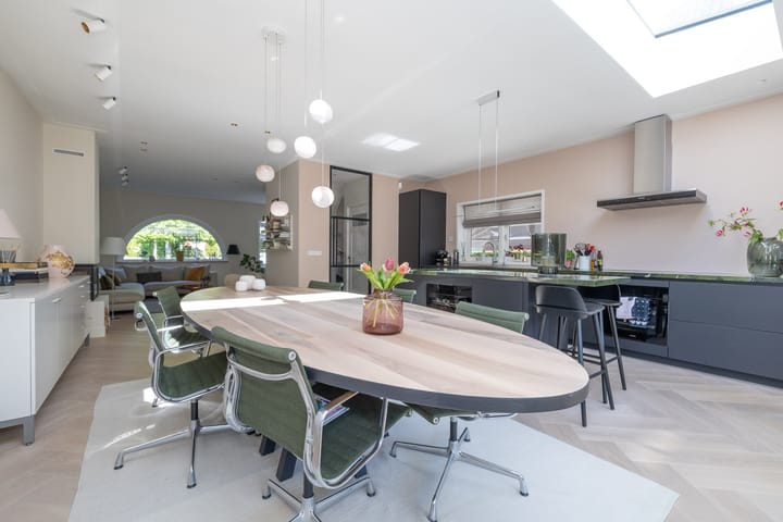 Foto 22 van C.J.van Houtenlaan 3