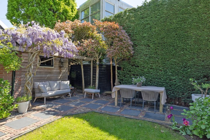 Foto 28 van C.J.van Houtenlaan 3