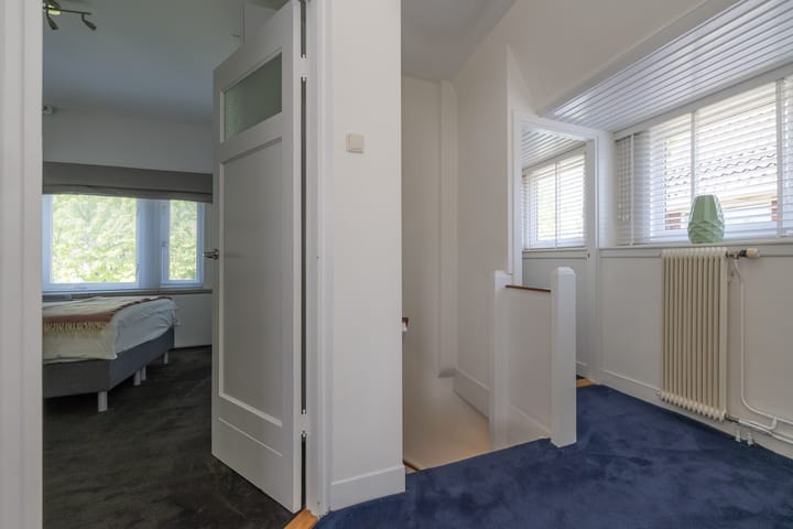 Foto 33 van C.J.van Houtenlaan 3