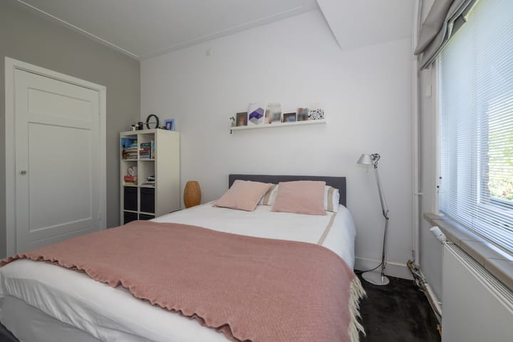 Foto 35 van C.J.van Houtenlaan 3