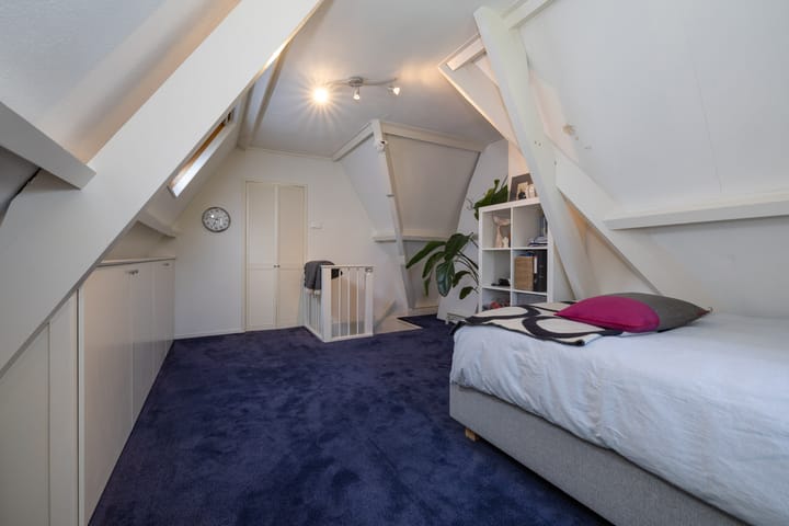 Foto 42 van C.J.van Houtenlaan 3