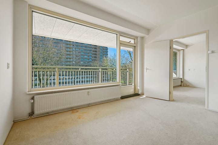 Photo 10 of Arent Janszoon Ernststraat 13