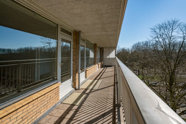 Photo 11 of Arent Janszoon Ernststraat 13