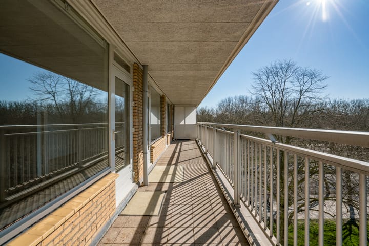 Photo 12 of Arent Janszoon Ernststraat 13