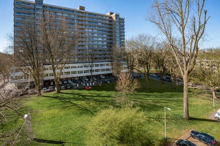 Photo 16 of Arent Janszoon Ernststraat 13