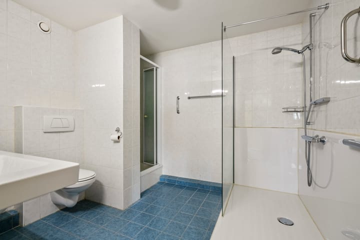 Photo 27 of Arent Janszoon Ernststraat 13