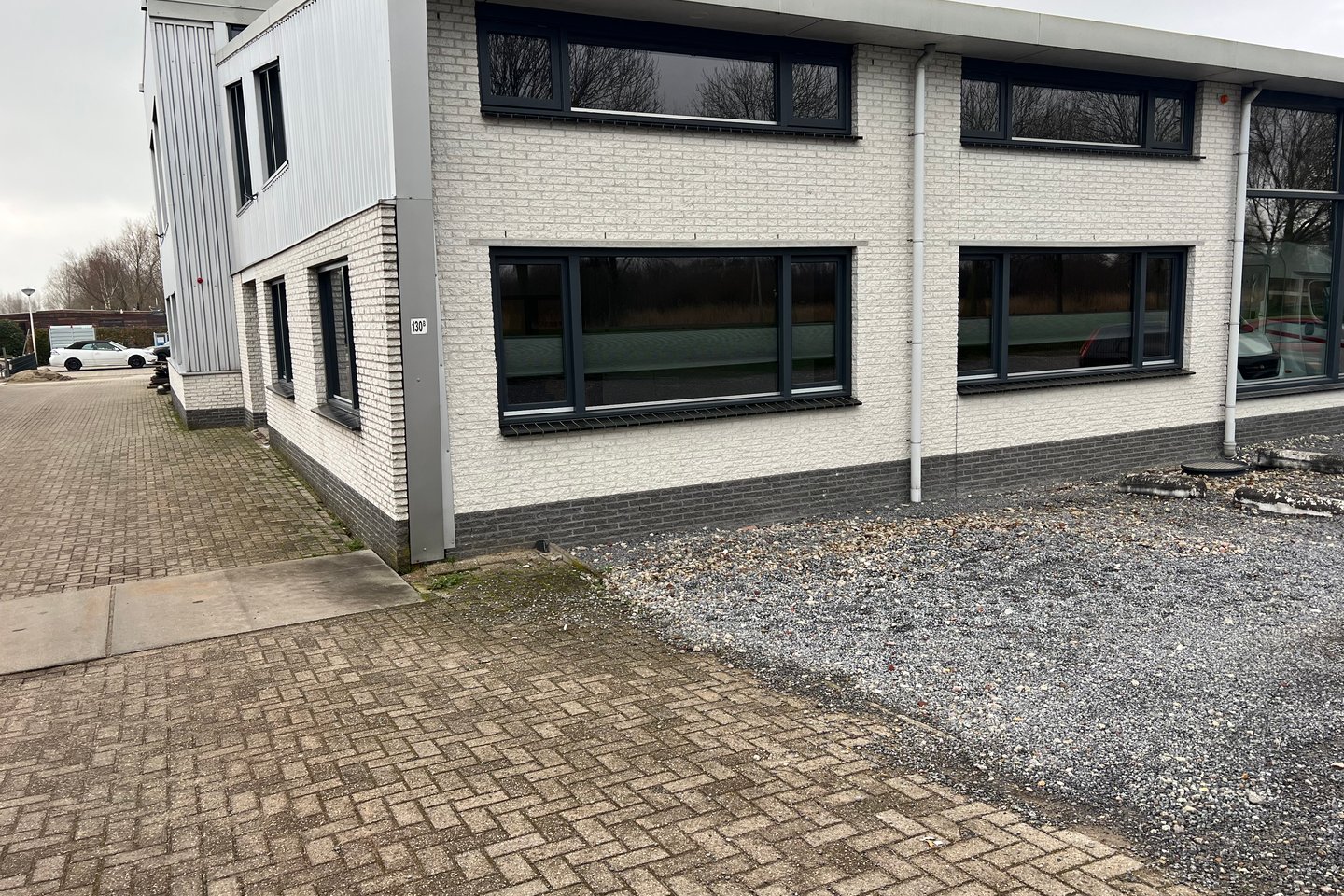 Bekijk foto 1 van Abcouderstraatweg 130-B