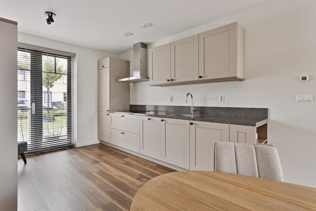 Photo 9 of Silenestraat 2