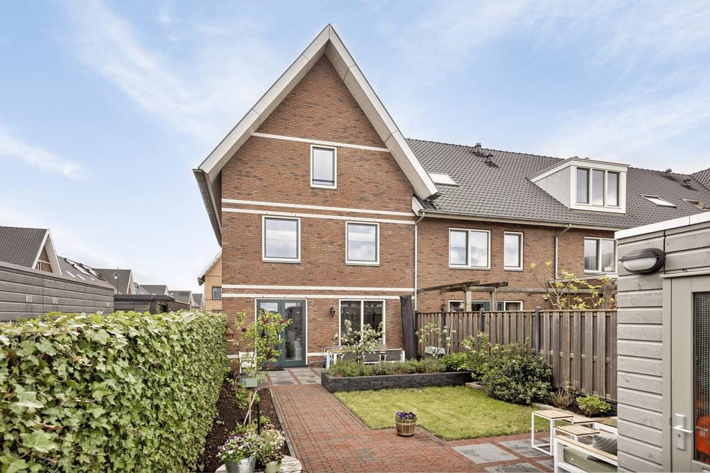 Photo 32 of Silenestraat 2