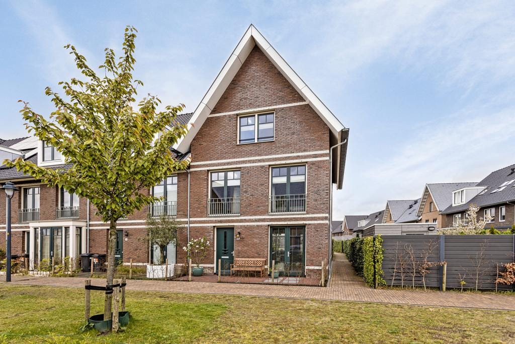 Photo 36 of Silenestraat 2