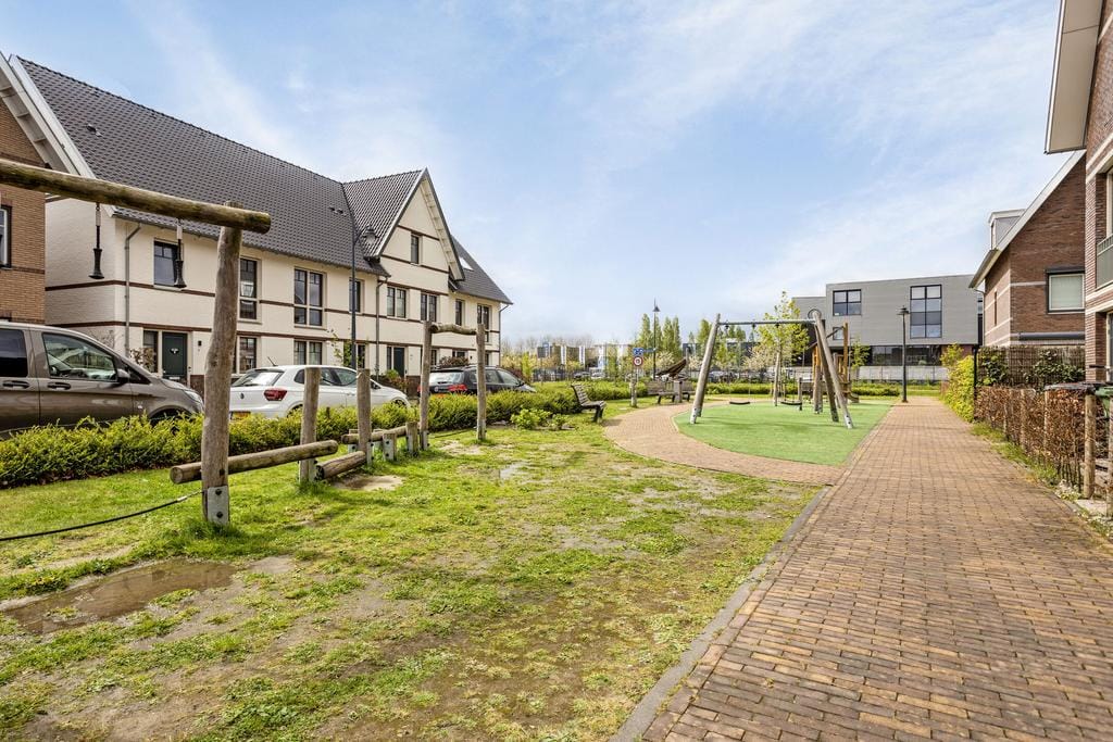 Photo 39 of Silenestraat 2