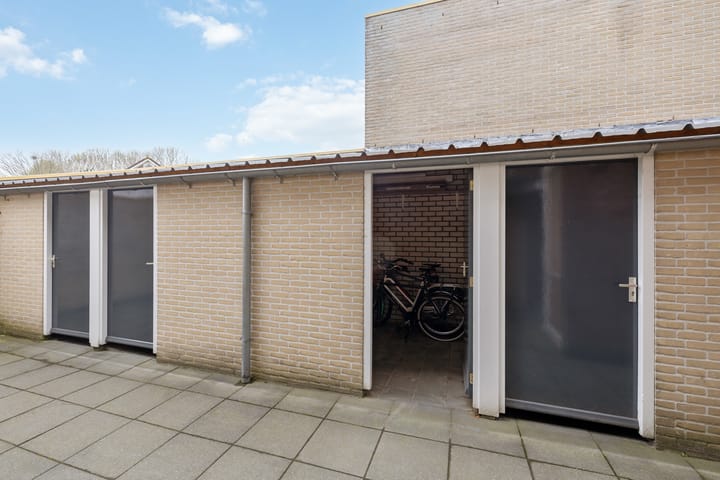 Photo 24 of Velduil 11