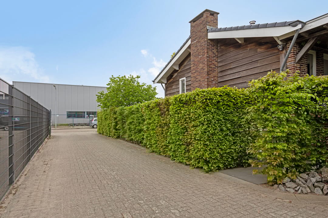 Photo 16 of Uiterwaardenstraat 32-A