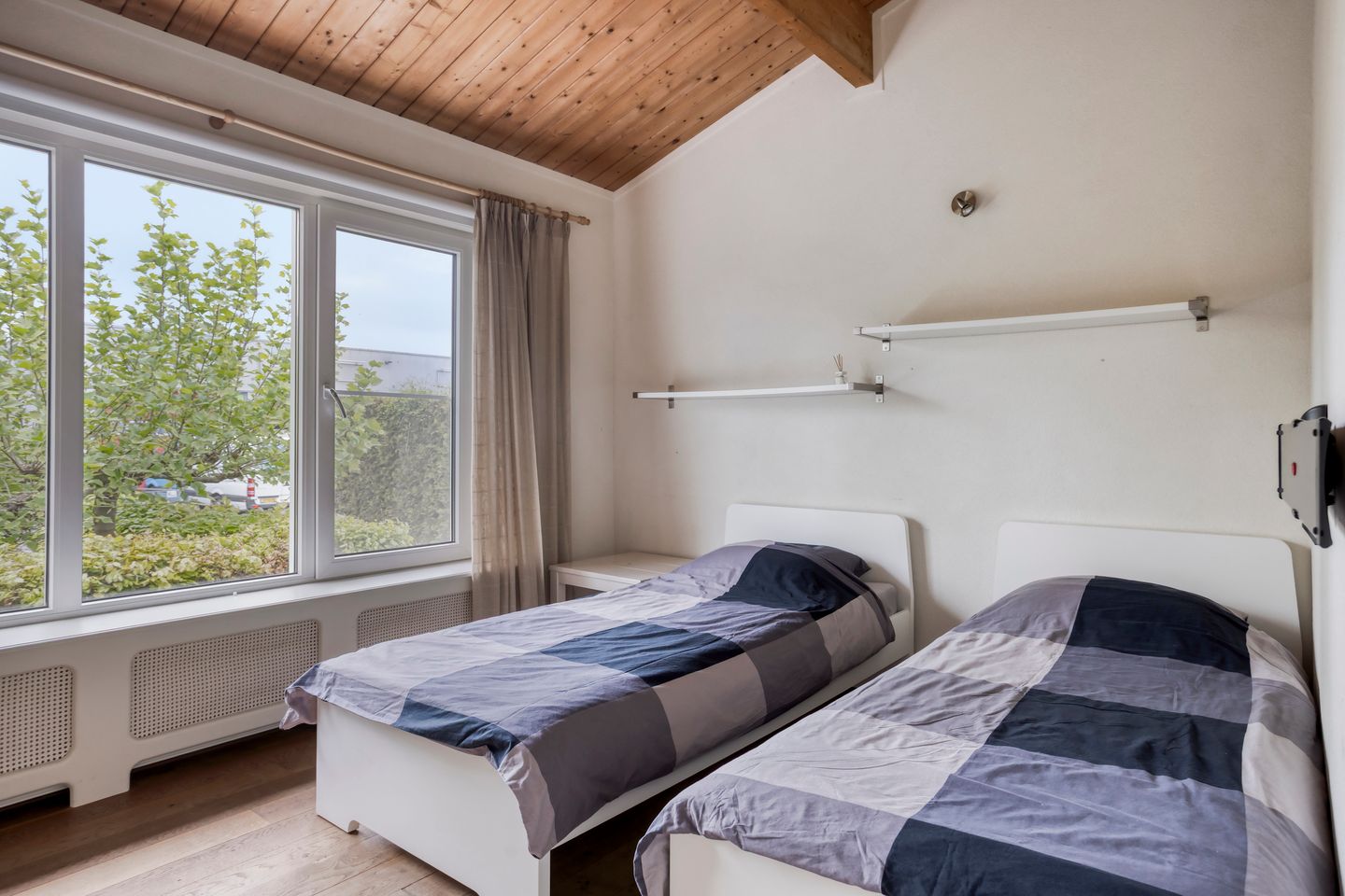 Photo 29 of Uiterwaardenstraat 32-A