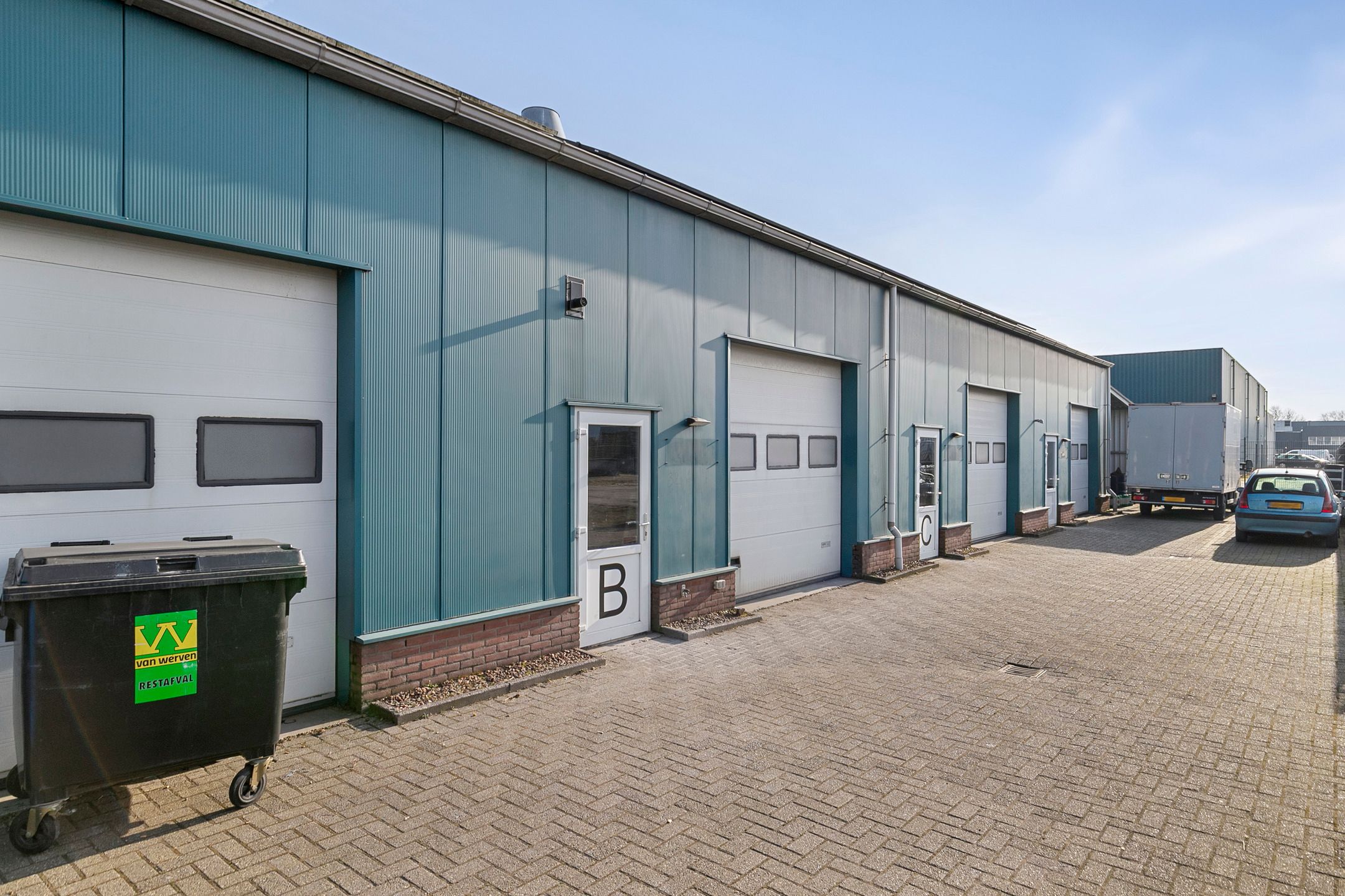 Photo 39 of Uiterwaardenstraat 32-A