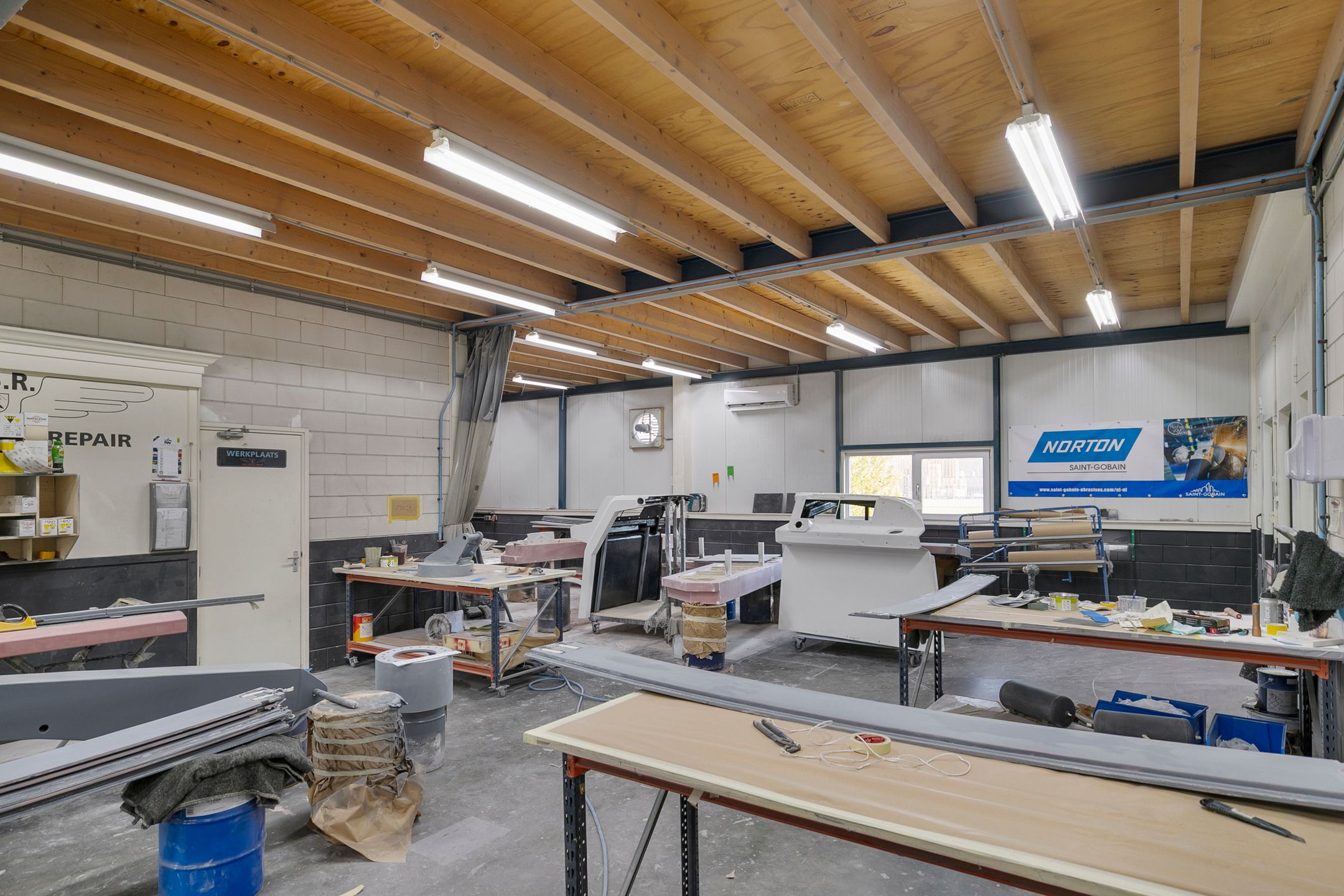 Photo 45 of Uiterwaardenstraat 32-A