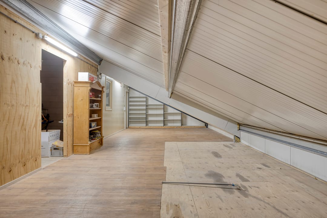 Photo 52 of Uiterwaardenstraat 32-A