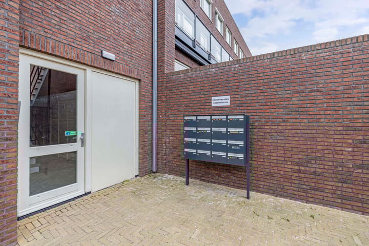 Photo 6 of Smedingplein 7