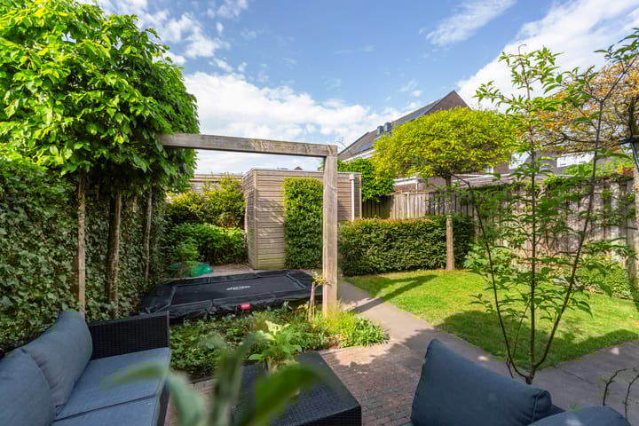 Photo 13 of Burg. Rippingstraat 1-A