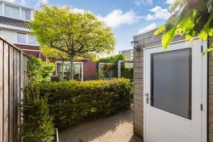 Photo 16 of Burg. Rippingstraat 1-A