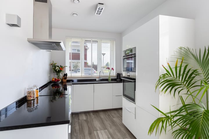 Photo 24 of Burg. Rippingstraat 1-A