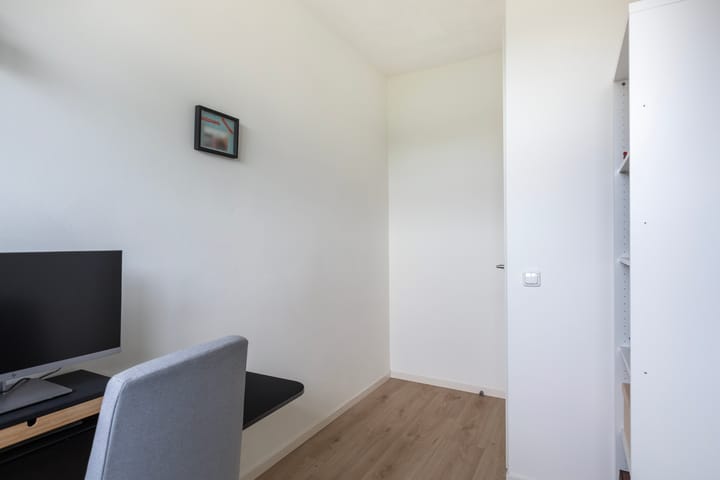 Photo 36 of Burg. Rippingstraat 1-A