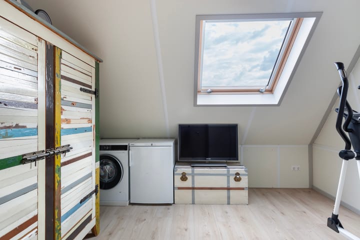 Photo 43 of Burg. Rippingstraat 1-A