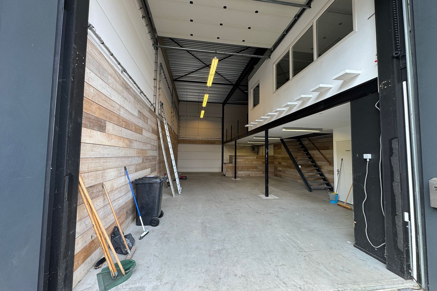 Bekijk foto 2 van Heidebloemstraat 45