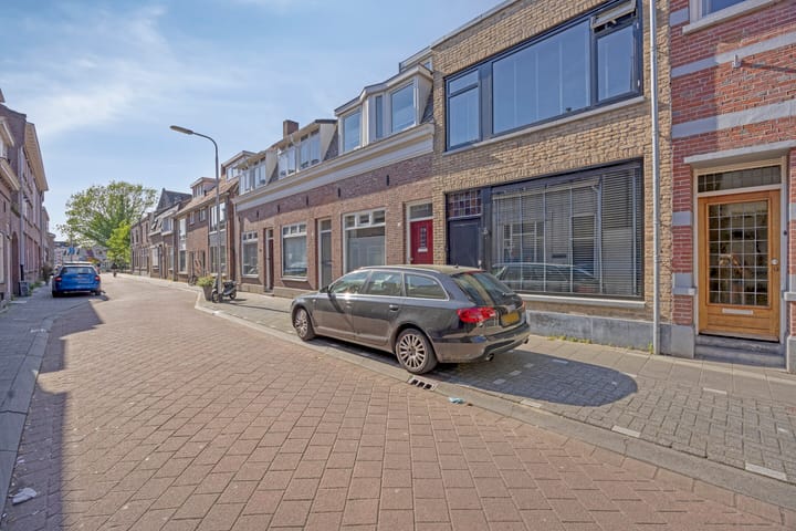 Foto 66 van Capucijnenstraat 7