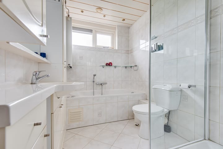 Foto 16 van Vierlanderstraat 2