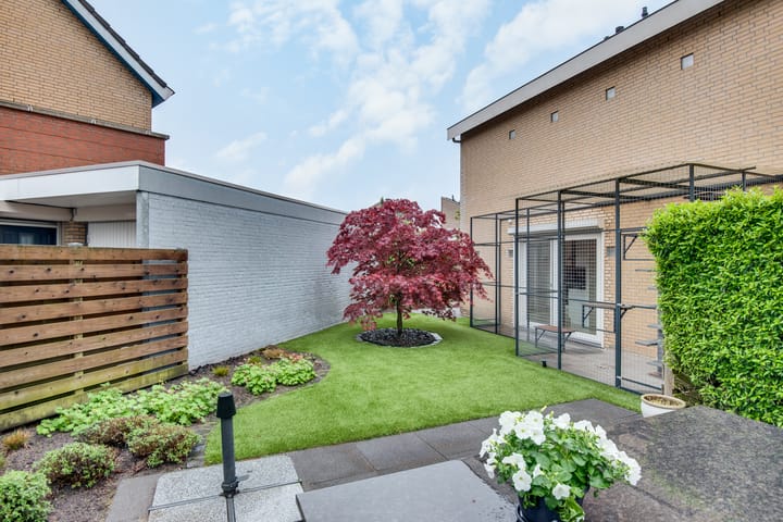 Foto 28 van Vierlanderstraat 2