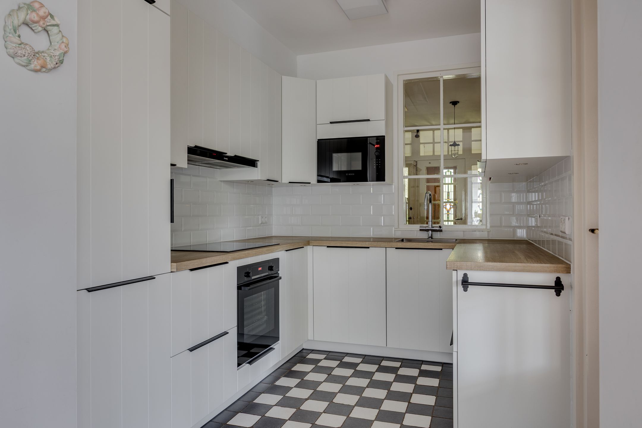 Foto 12 van Leusderweg 265