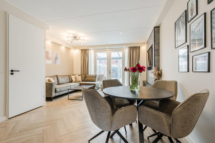 Foto 4 van Burgemeester van Meetelenstraat 45