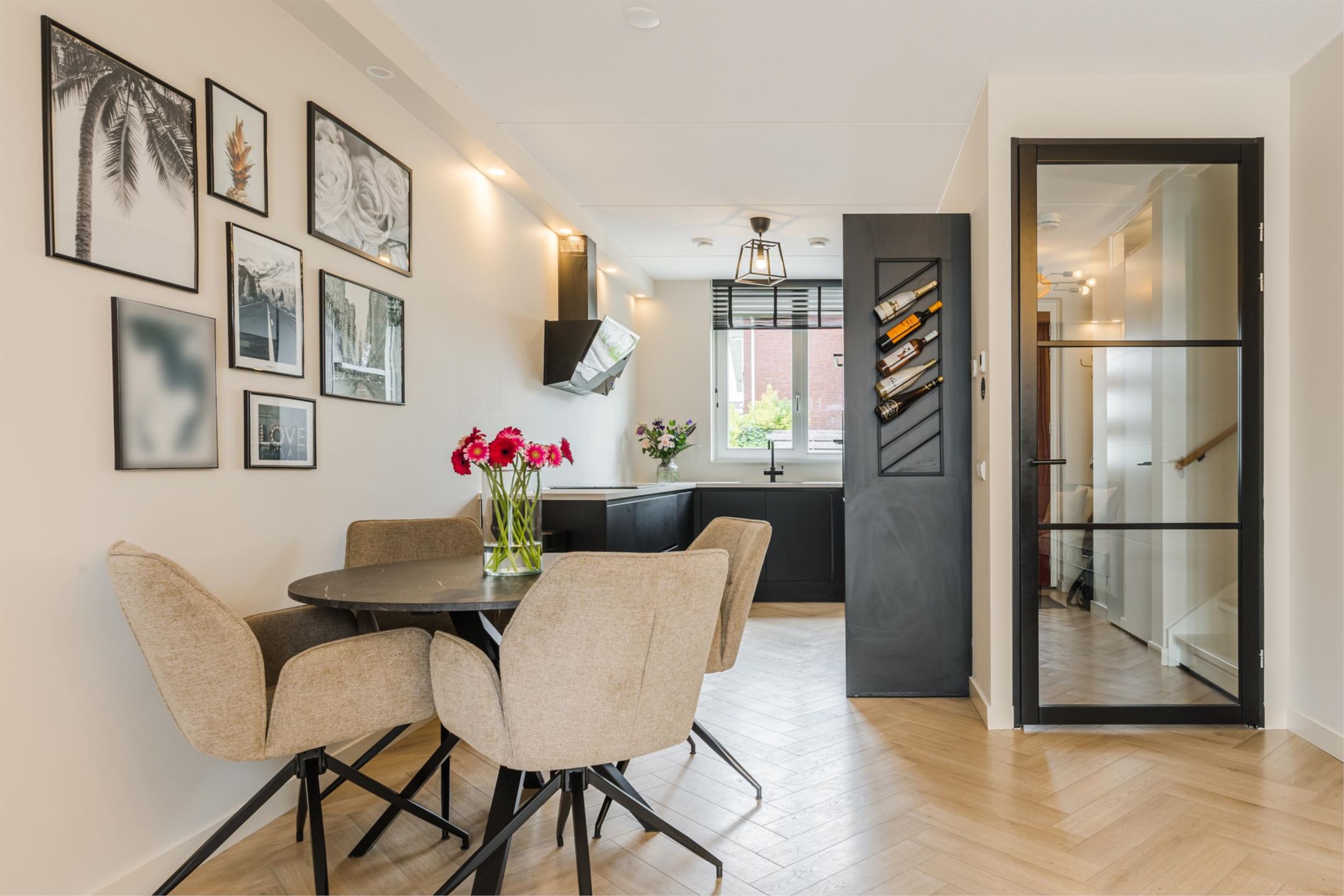 Foto 9 van Burgemeester van Meetelenstraat 45