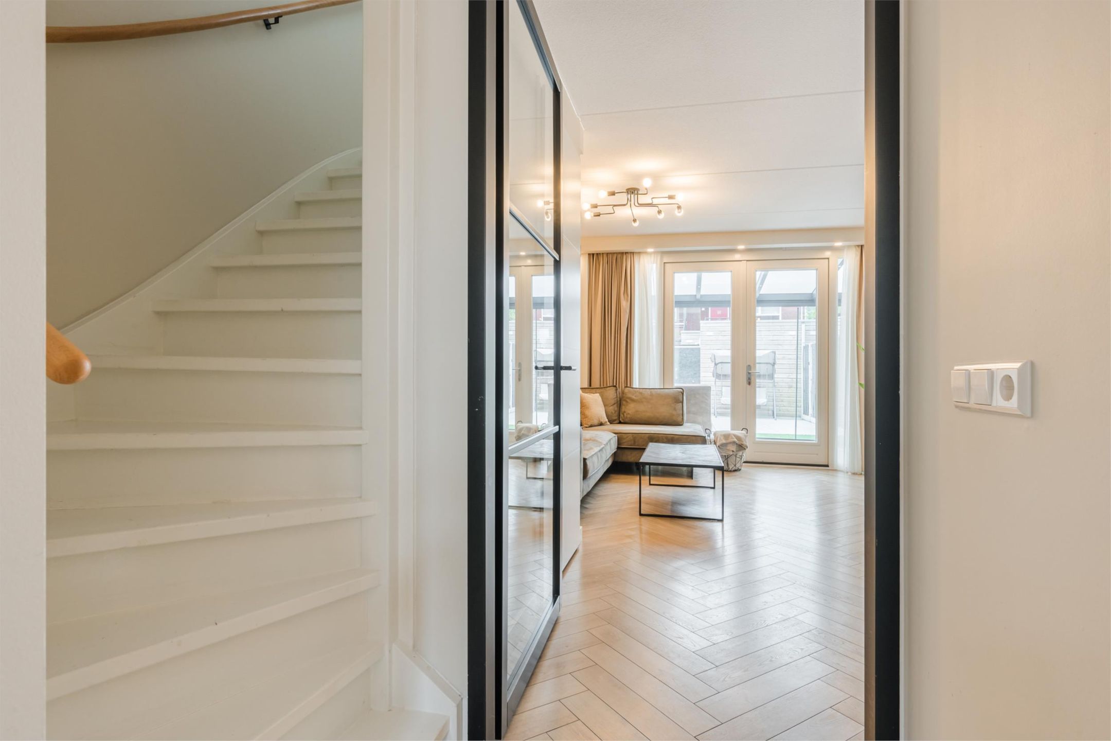 Foto 15 van Burgemeester van Meetelenstraat 45